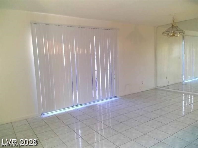 3435 Villa Knolls South Drive