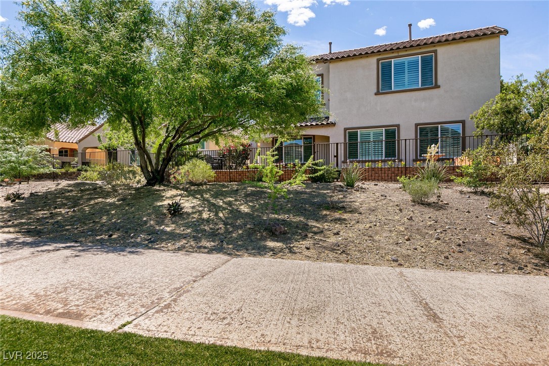 63 Via Di Mello, Henderson, Nevada image 45