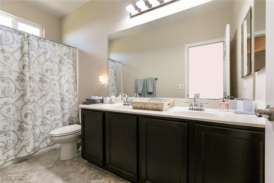 63 Via Di Mello, Henderson, Nevada image 36