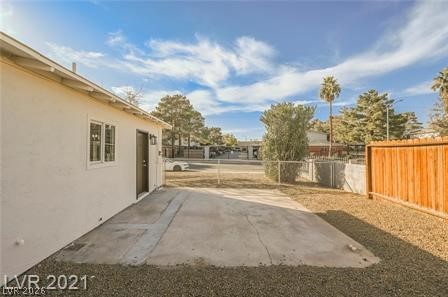 2608 Donna Street