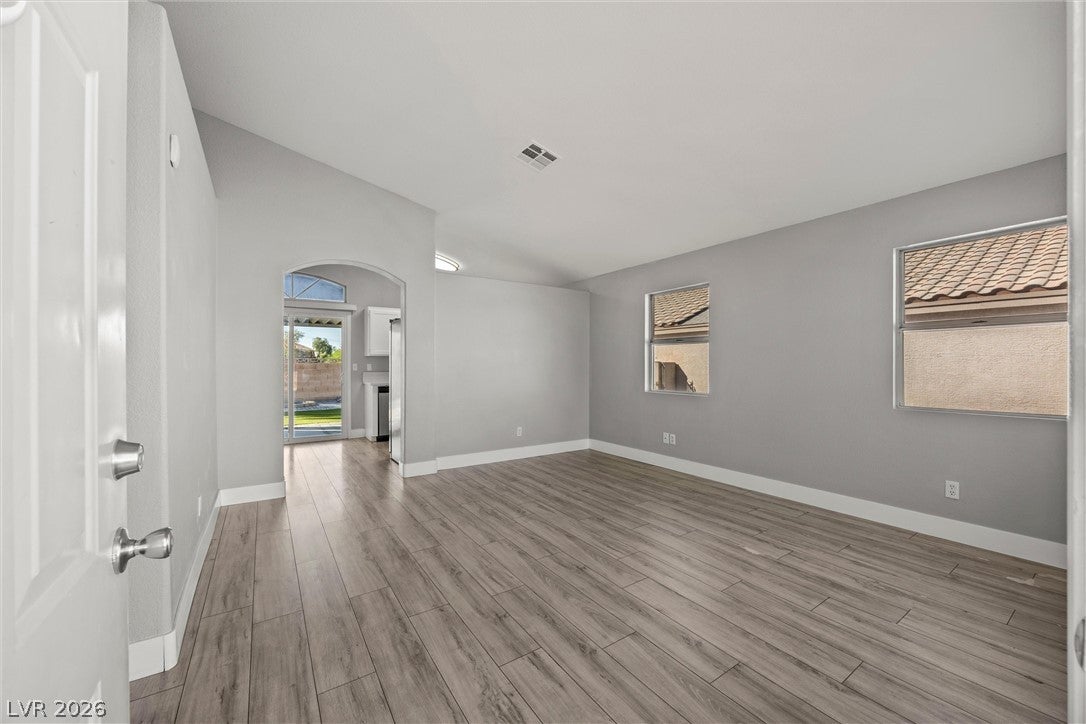 6461 Grand Oaks Drive