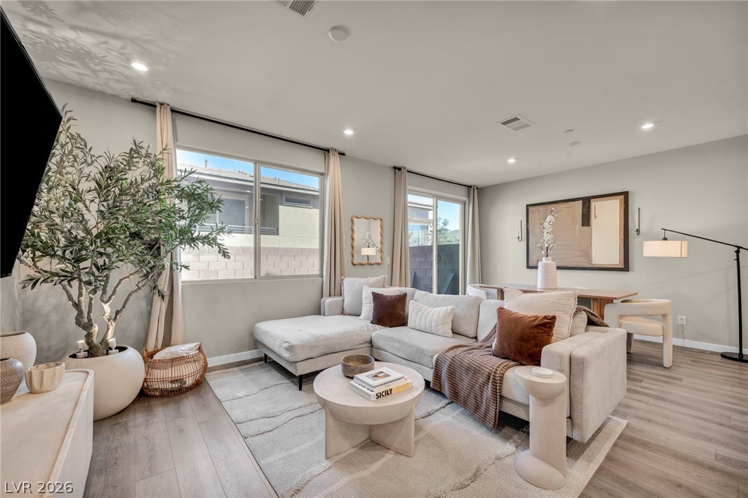 11898 Vector Ray Avenue