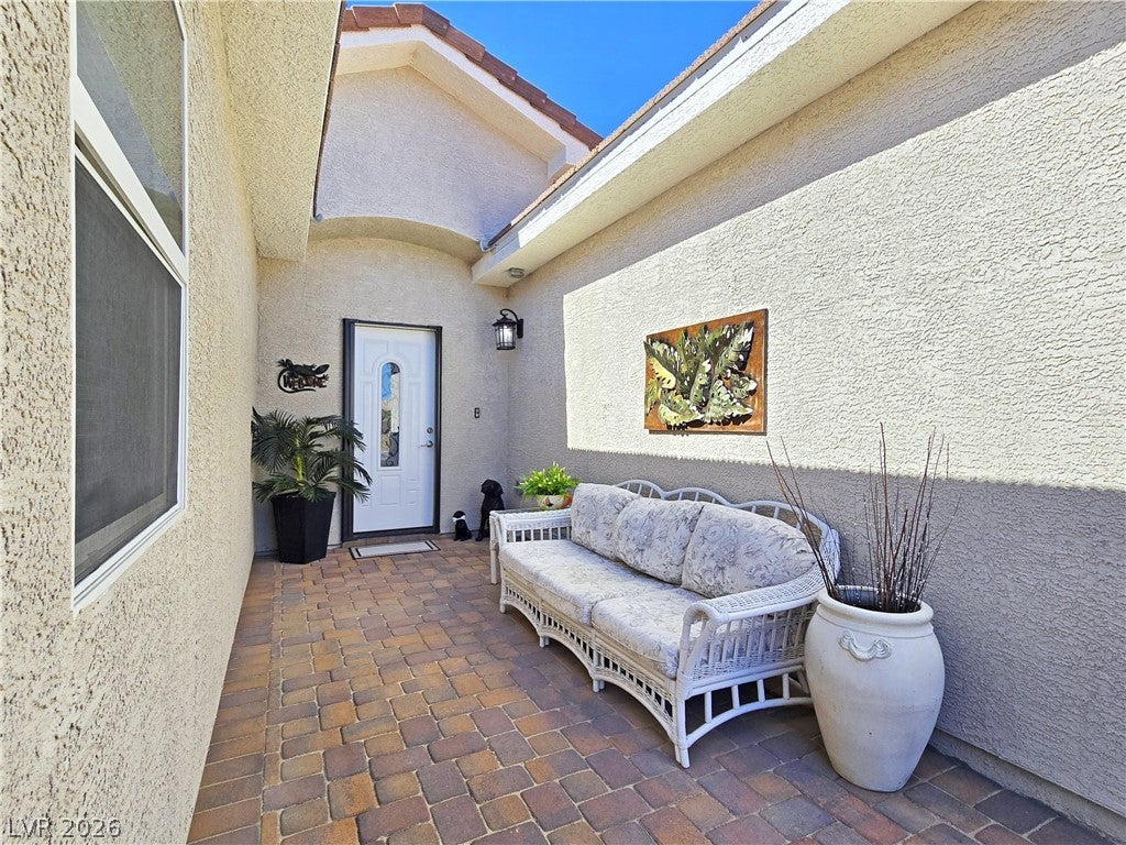 5471 Lincolnwood Court