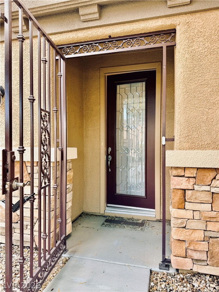 2119 Gunnison Place