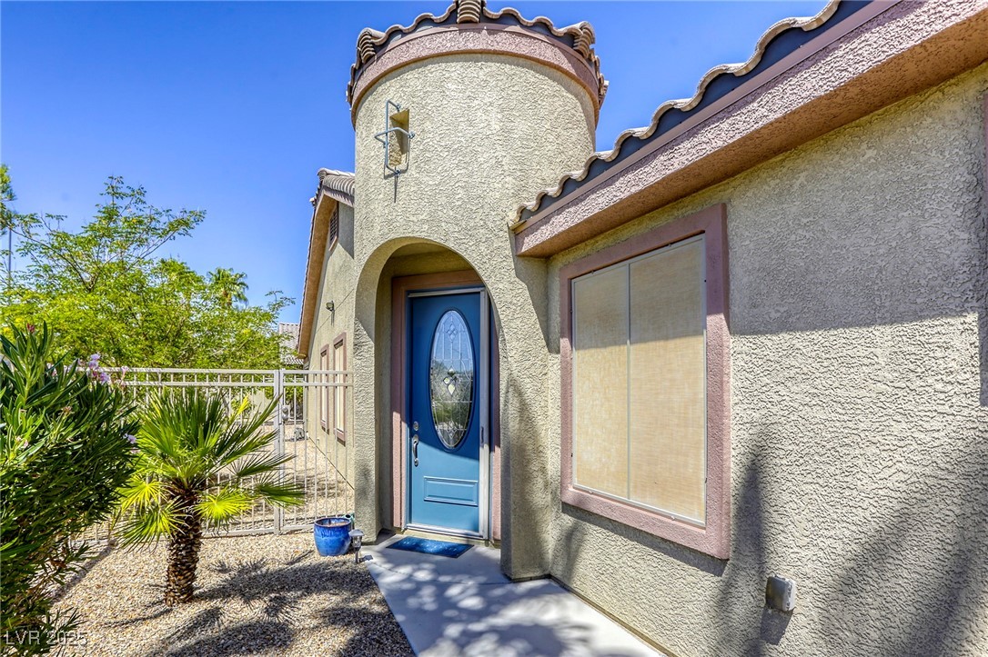 3736 Rocklin Peak Avenue