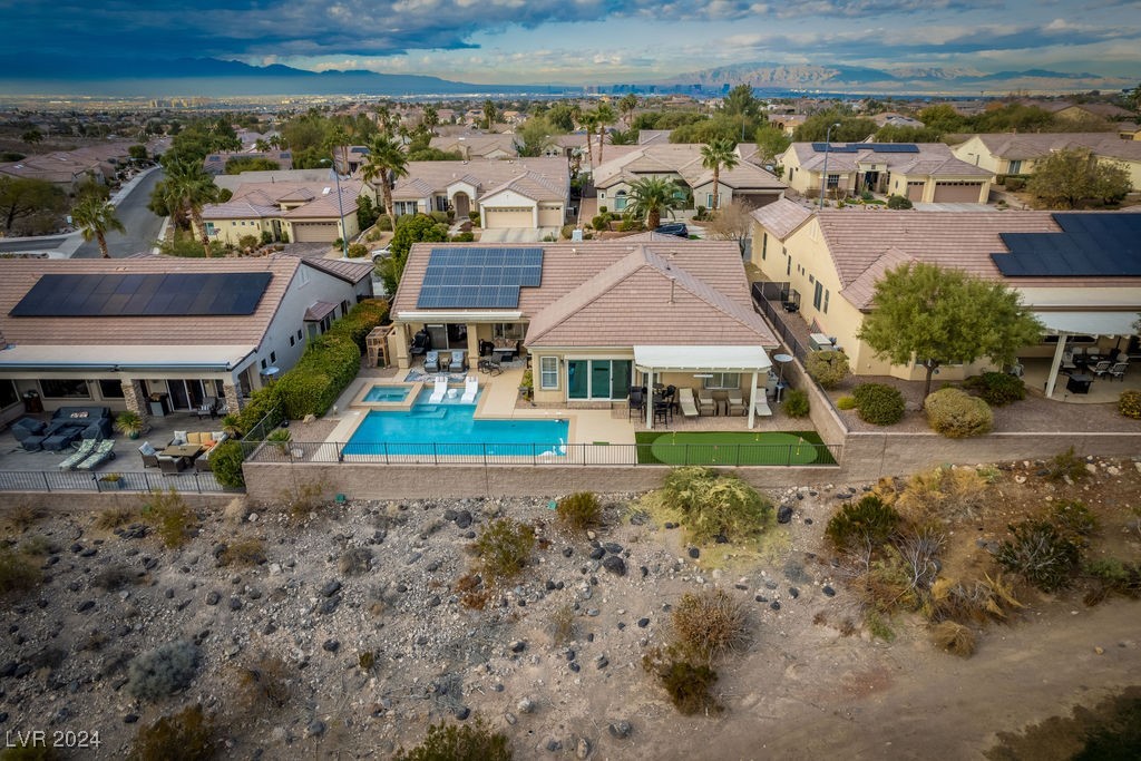 Henderson, Nevada 89052, United States, 3 Bedrooms Bedrooms, ,3 BathroomsBathrooms,Residential,Pending,23596