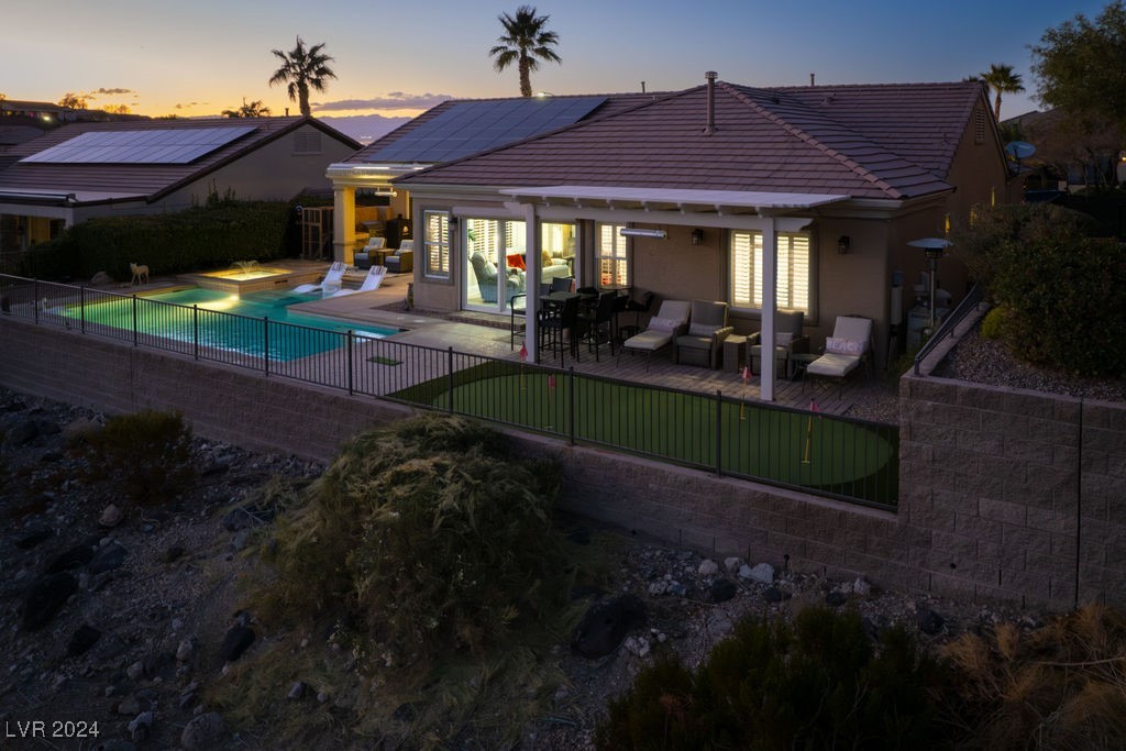 Henderson, Nevada 89052, United States, 3 Bedrooms Bedrooms, ,3 BathroomsBathrooms,Residential,Pending,23596