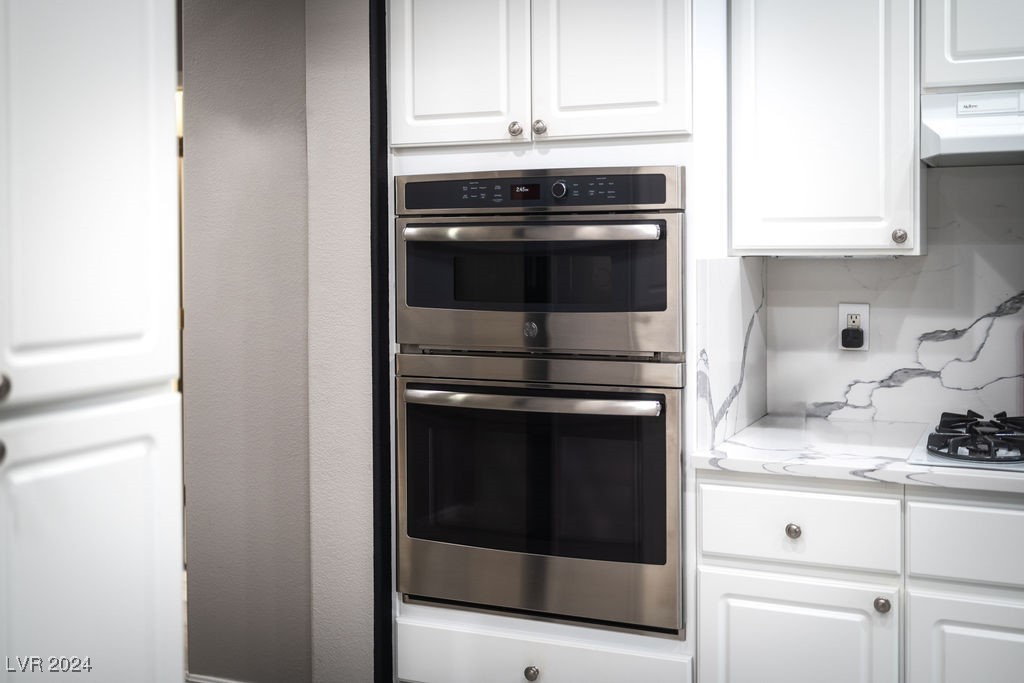 Henderson, Nevada 89052, United States, 3 Bedrooms Bedrooms, ,3 BathroomsBathrooms,Residential,Pending,23596