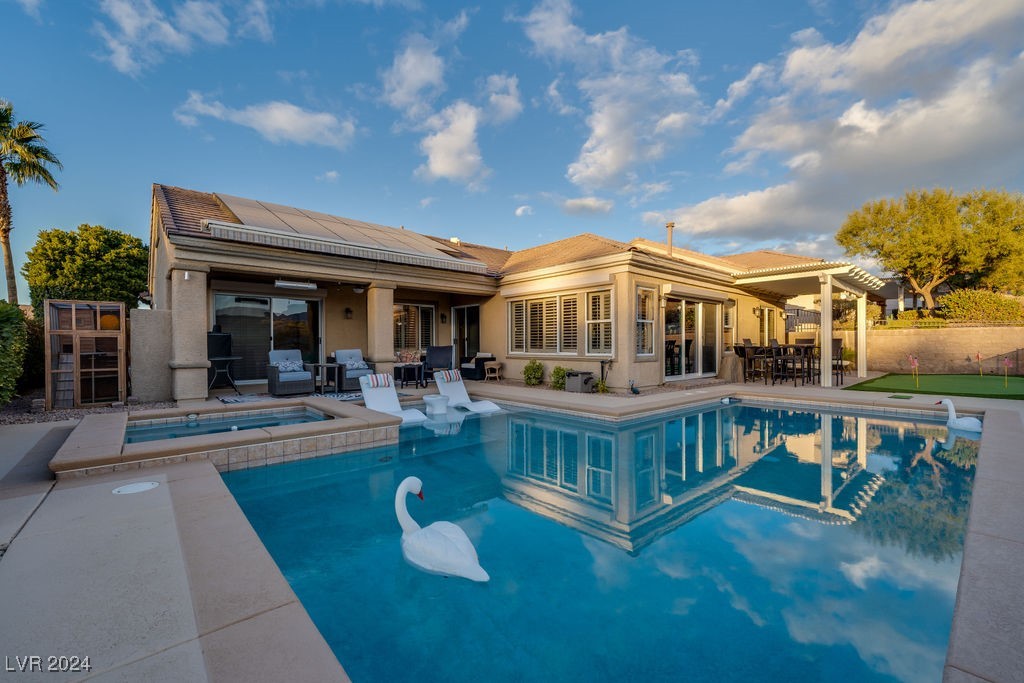 Henderson, Nevada 89052, United States, 3 Bedrooms Bedrooms, ,3 BathroomsBathrooms,Residential,Pending,23596