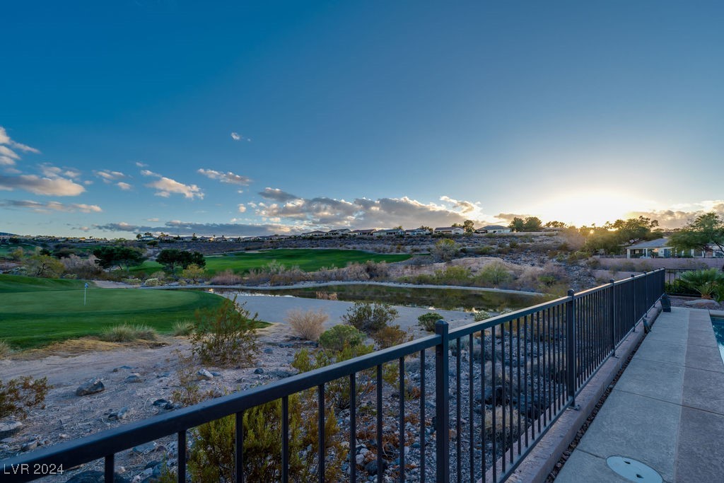 Henderson, Nevada 89052, United States, 3 Bedrooms Bedrooms, ,3 BathroomsBathrooms,Residential,Pending,23596