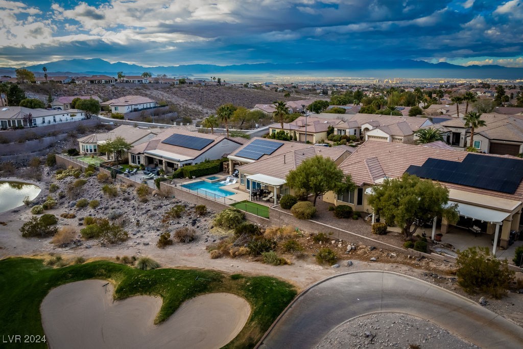 Henderson, Nevada 89052, United States, 3 Bedrooms Bedrooms, ,3 BathroomsBathrooms,Residential,Pending,23596