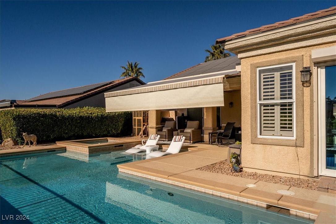 Henderson, Nevada 89052, United States, 3 Bedrooms Bedrooms, ,3 BathroomsBathrooms,Residential,Pending,23596