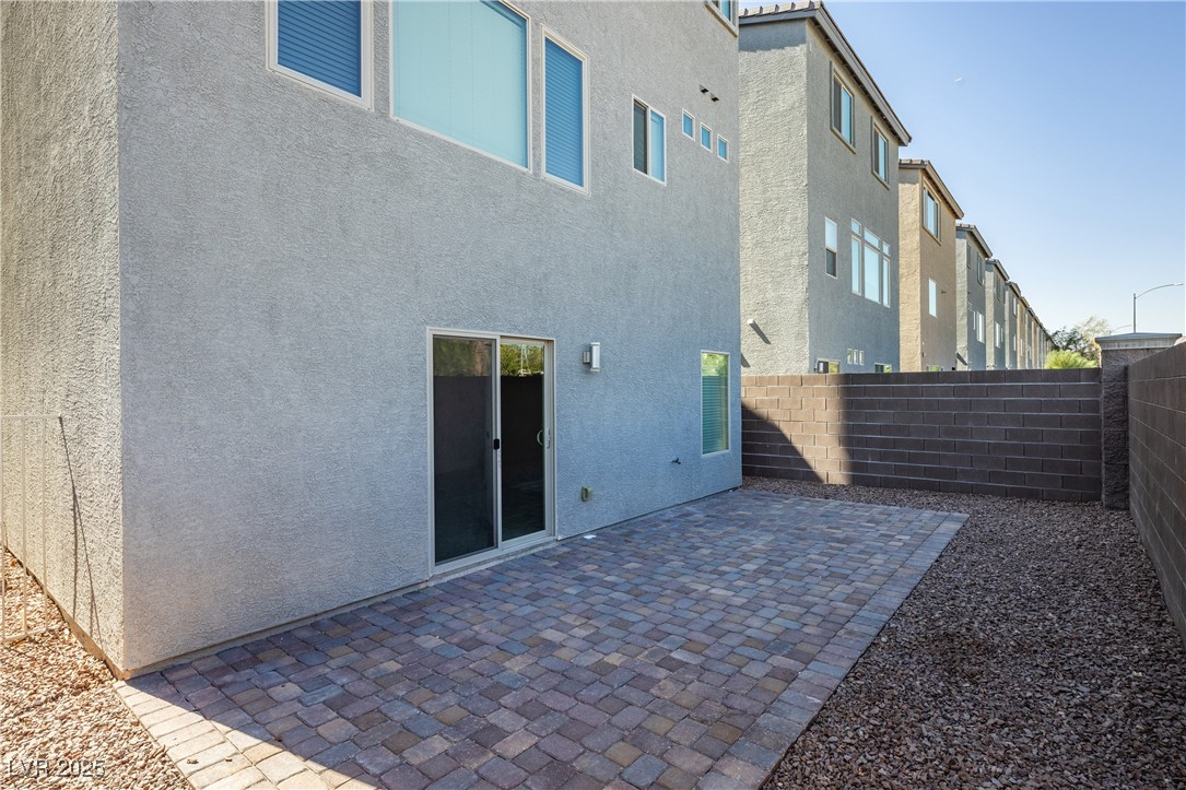 Las Vegas, Nevada 89113, United States, 3 Bedrooms Bedrooms, ,3 BathroomsBathrooms,Residential,Active,236258