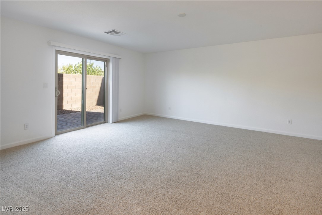 Las Vegas, Nevada 89113, United States, 3 Bedrooms Bedrooms, ,3 BathroomsBathrooms,Residential,Active,236258