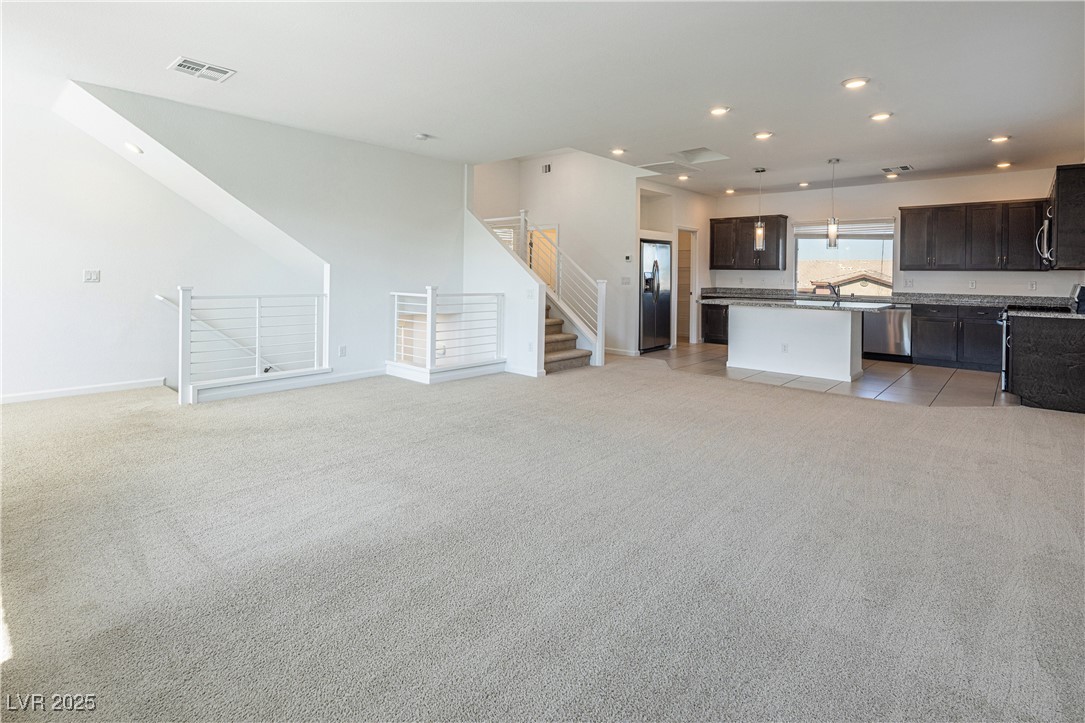 Las Vegas, Nevada 89113, United States, 3 Bedrooms Bedrooms, ,3 BathroomsBathrooms,Residential,Active,236258