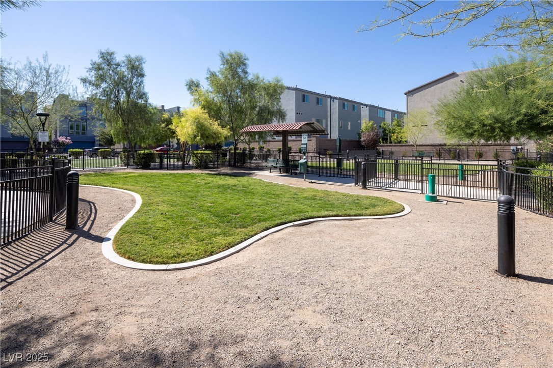 Las Vegas, Nevada 89113, United States, 3 Bedrooms Bedrooms, ,3 BathroomsBathrooms,Residential,Active,236258