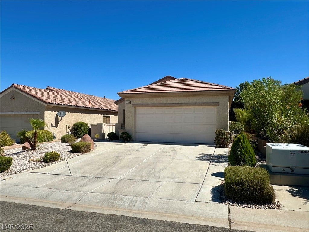 2782 Meadow Park Avenue