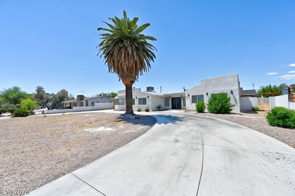 Properties 2 706 Lacy Lane