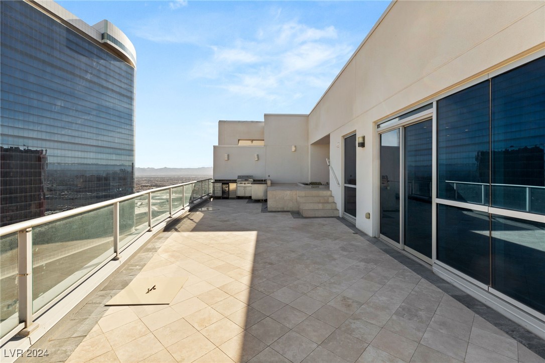 Las Vegas, Nevada 89109, United States, 3 Bedrooms Bedrooms, ,4 BathroomsBathrooms,Residential,Active,24353