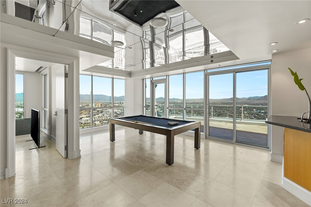 Las Vegas, Nevada 89109, United States, 3 Bedrooms Bedrooms, ,4 BathroomsBathrooms,Residential,Active,24353