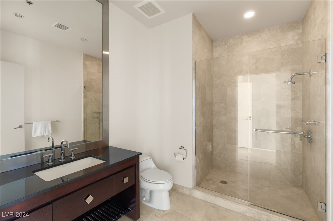 Las Vegas, Nevada 89109, United States, 3 Bedrooms Bedrooms, ,4 BathroomsBathrooms,Residential,Active,24353