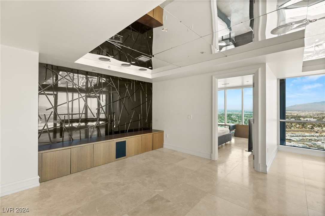 Las Vegas, Nevada 89109, United States, 3 Bedrooms Bedrooms, ,4 BathroomsBathrooms,Residential,Active,24353