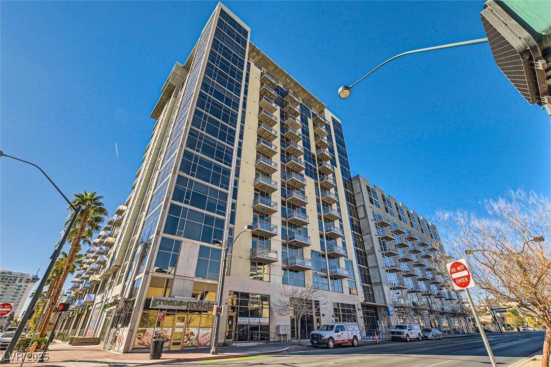 353 E Bonneville Avenue 804