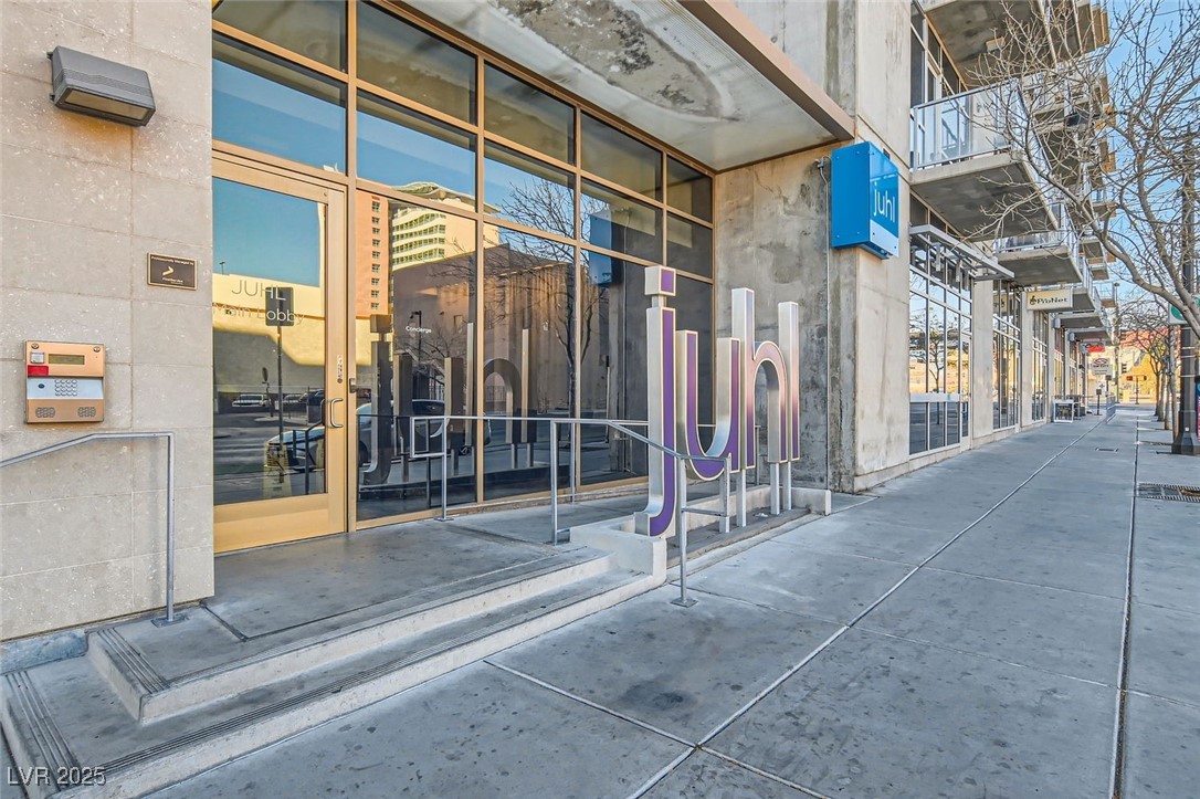 353 E Bonneville Avenue 804
