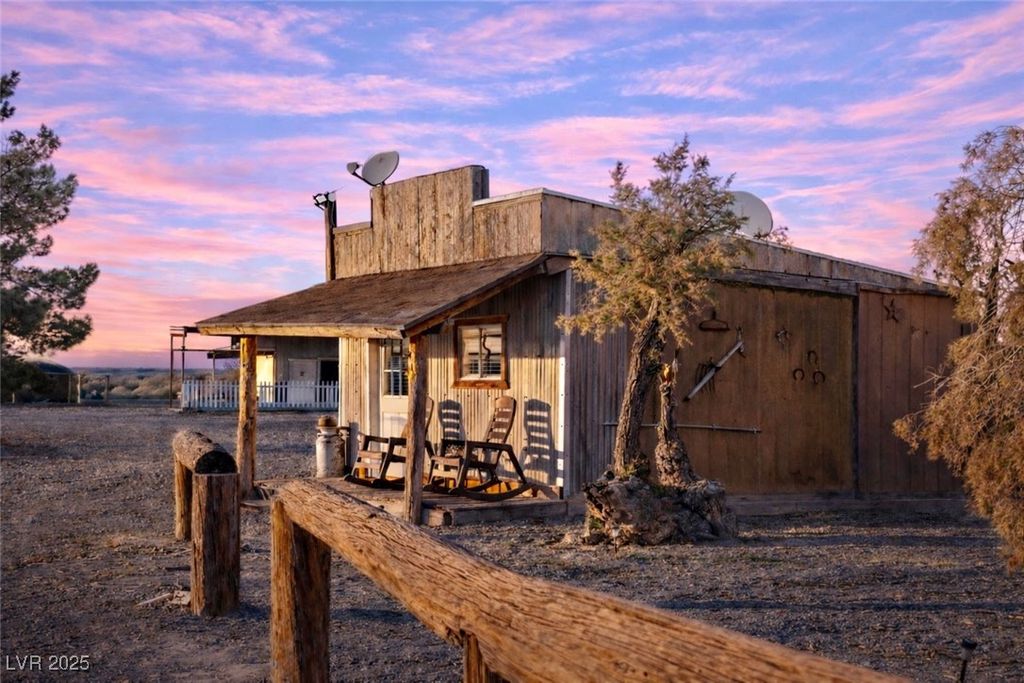 Photo of 5770 S Peterson Road, Amargosa Valley, NV 89020 (MLS # 2742873)