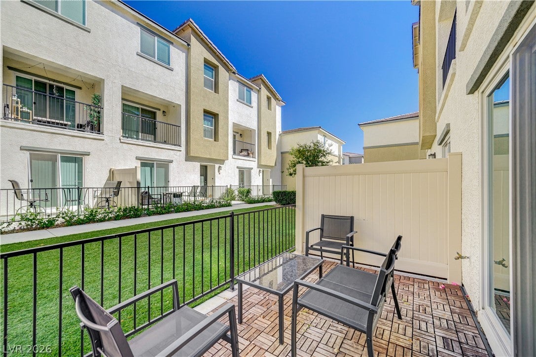 12328 Golden Wreath Road 4