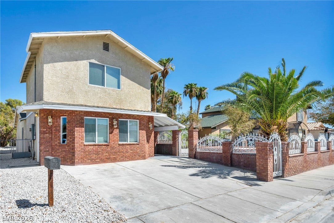 1322 Lucky Street