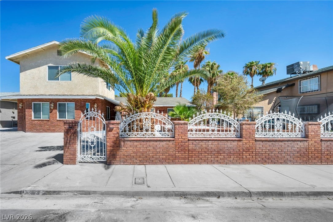 1322 Lucky Street