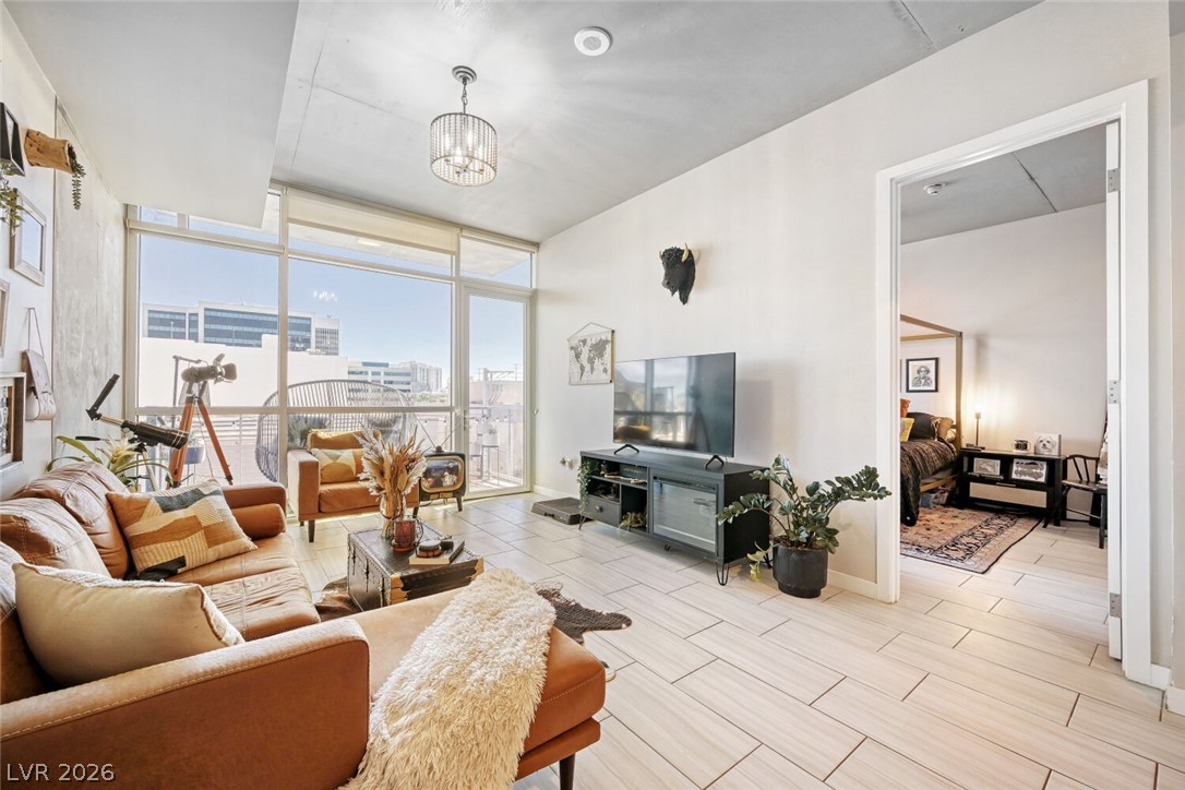 353 E Bonneville Avenue 409