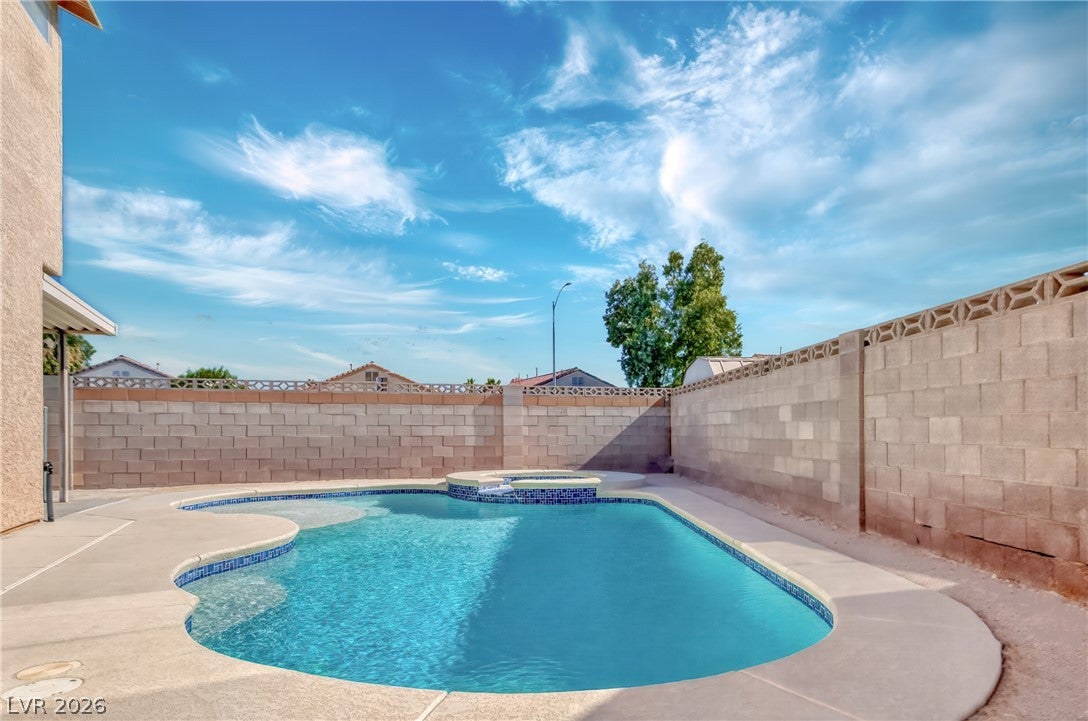 5841 Stateline Way