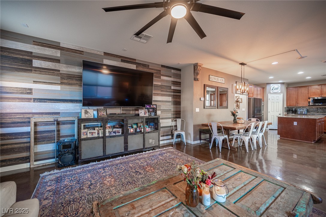 3216 Outrider Court