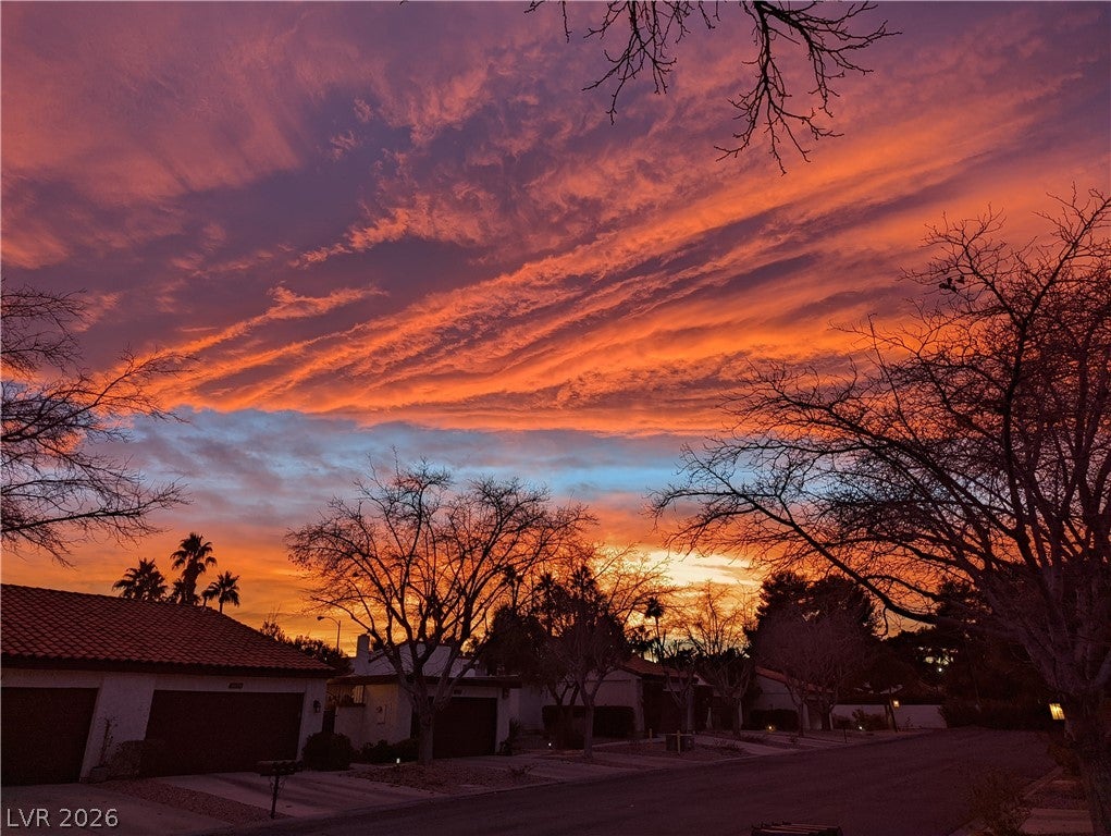 2684 San Lago