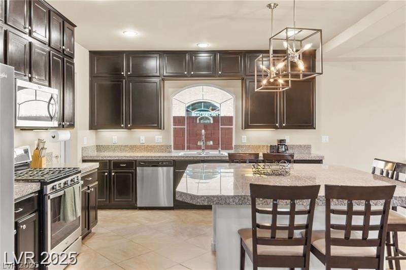 9696 Grayson Hills Street