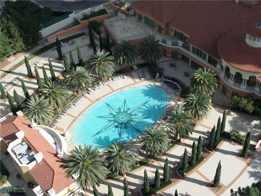 Properties 1 2877 Paradise Road 904