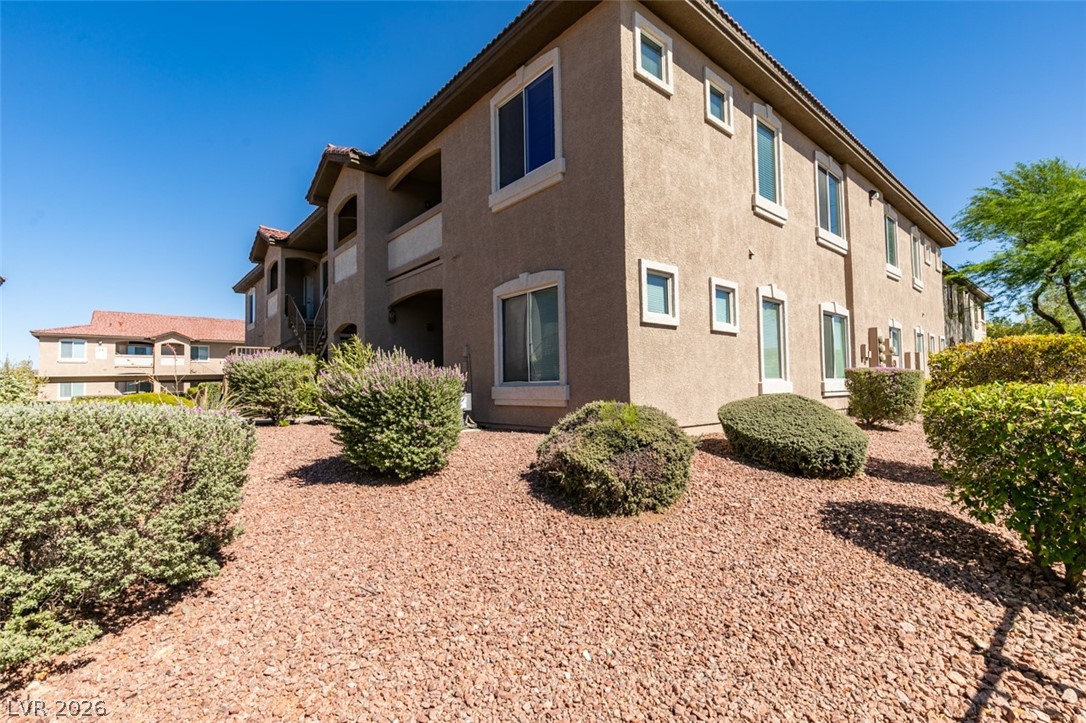 2305 W Horizon Ridge Parkway 2023