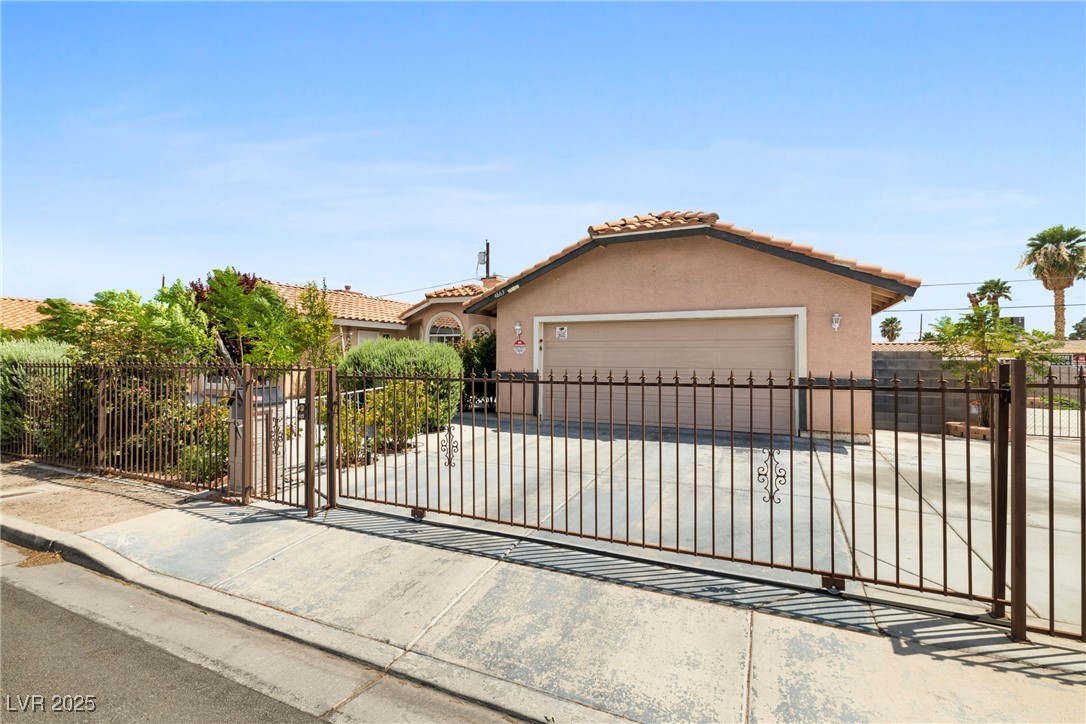 Las Vegas, Nevada 89104, United States, 4 Bedrooms Bedrooms, ,3 BathroomsBathrooms,Residential,Active,177680