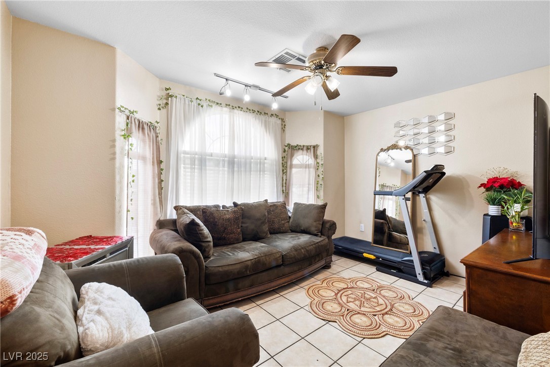 Las Vegas, Nevada 89104, United States, 4 Bedrooms Bedrooms, ,3 BathroomsBathrooms,Residential,Active,177680