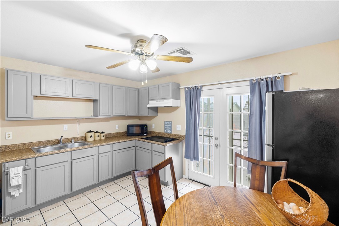 Las Vegas, Nevada 89104, United States, 4 Bedrooms Bedrooms, ,3 BathroomsBathrooms,Residential,Active,177680