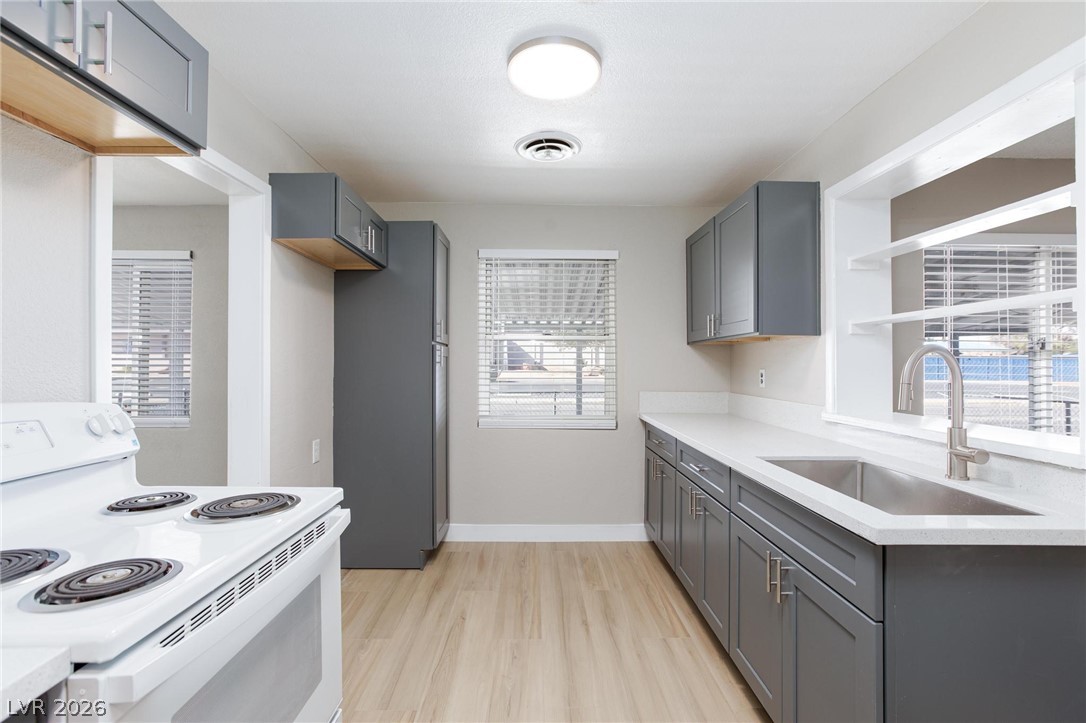 1300 E Nelson Avenue