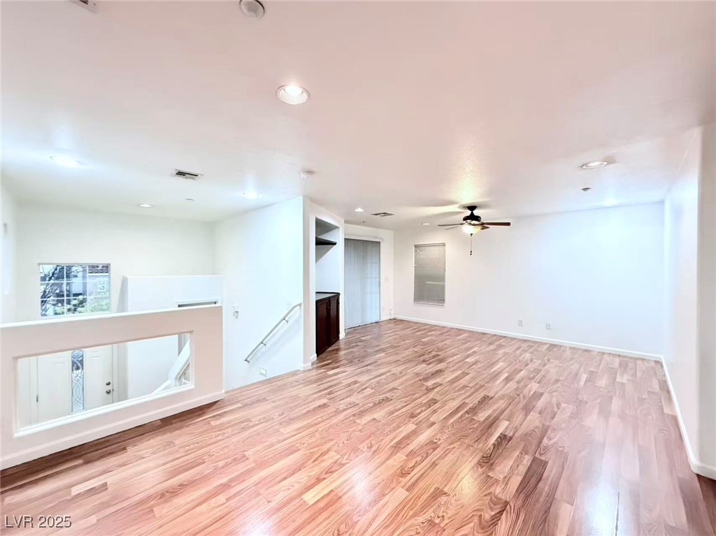 9133 Palatial Palette Court