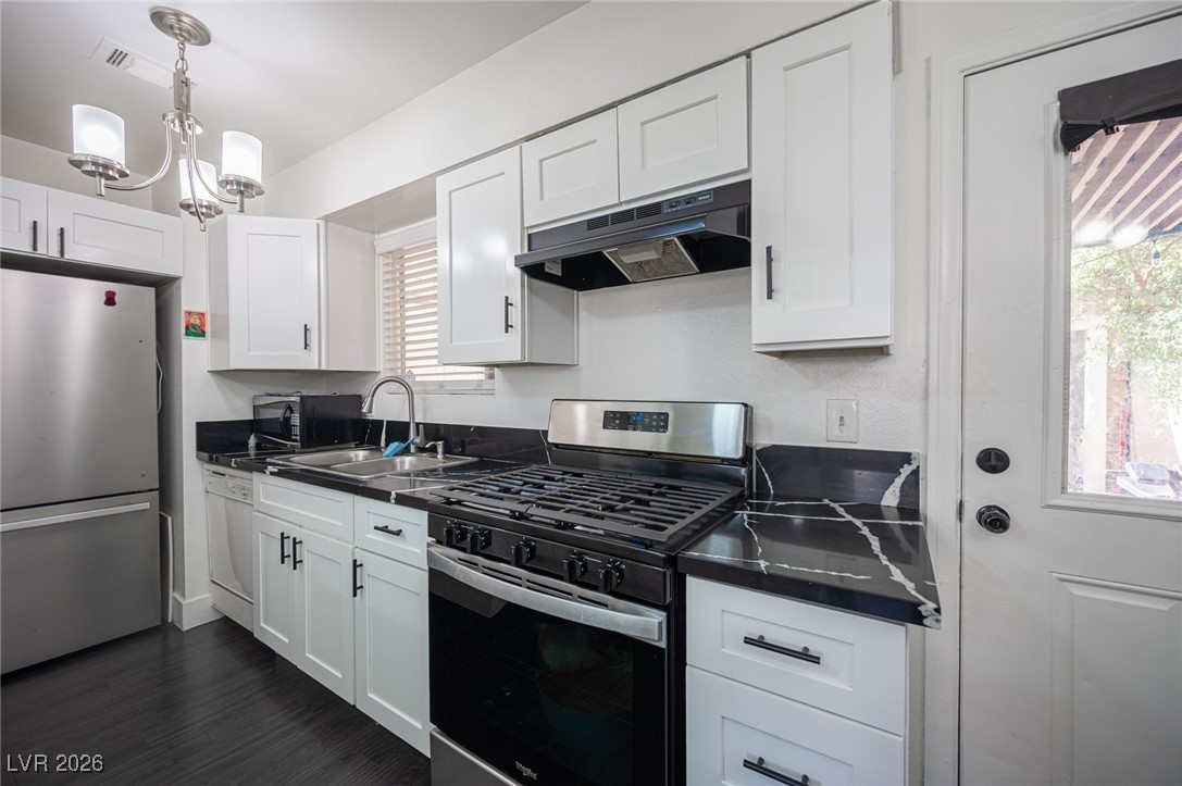 582 Blue Lagoon Drive