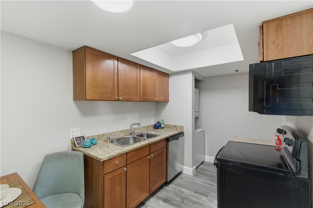 4200 S Valley View Boulevard 3049