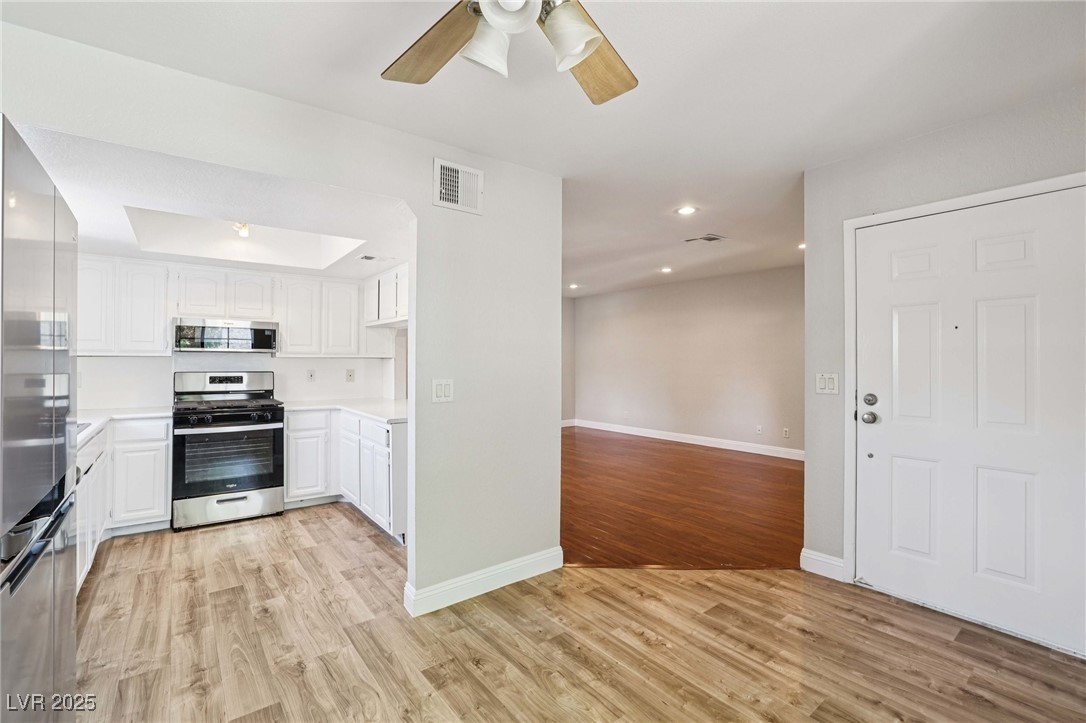 5063 Eldora Avenue #4, Las Vegas, Nevada image 9