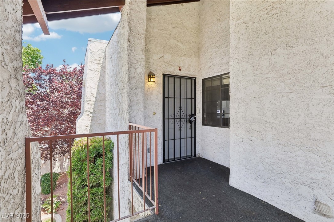 5063 Eldora Avenue #4, Las Vegas, Nevada image 2