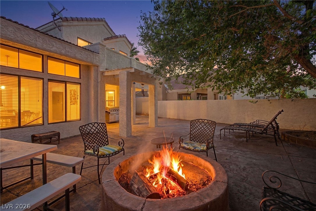 5264 Crooked Valley Drive