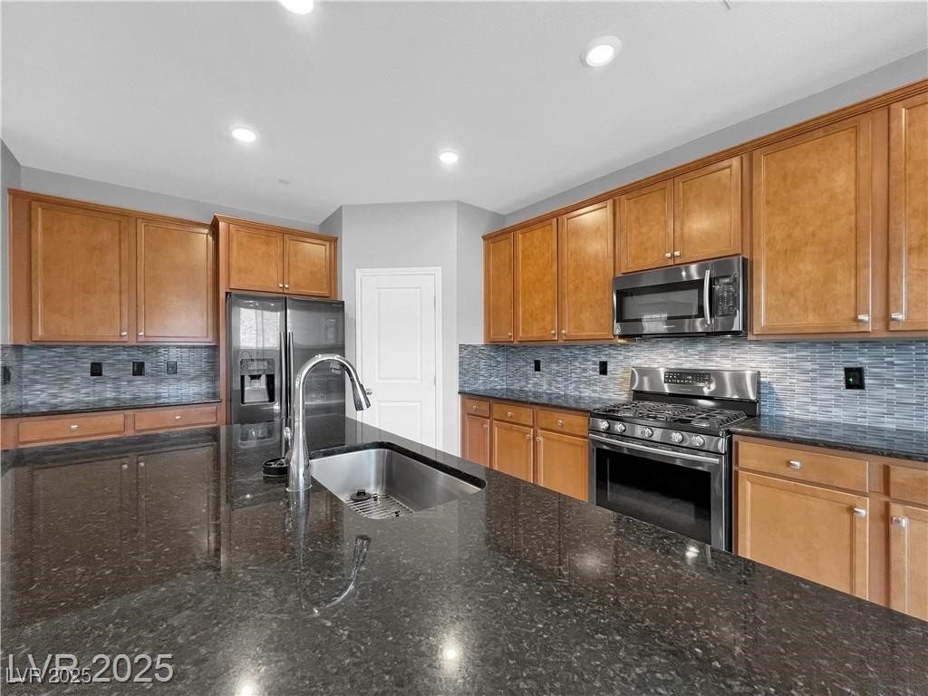 2832 Aragon Terrace Way, Henderson, Nevada image 24